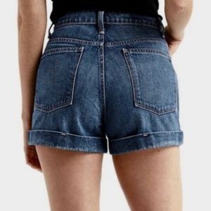 Gap Original High-Rise Shorts Size 25